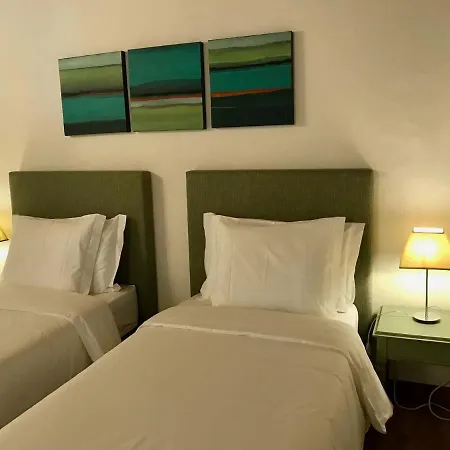 Vida-vi, And Bed & Breakfast